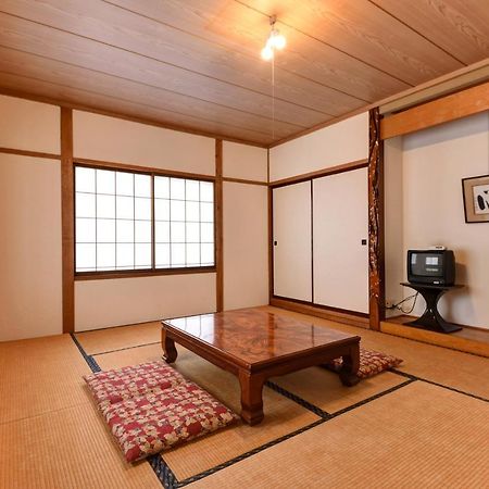ホテル・ラ・モンターニュ・フルハタ 白馬村 エクステリア 写真