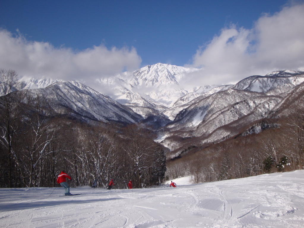 ホテル・ラ・モンターニュ・フルハタ 白馬村 エクステリア 写真